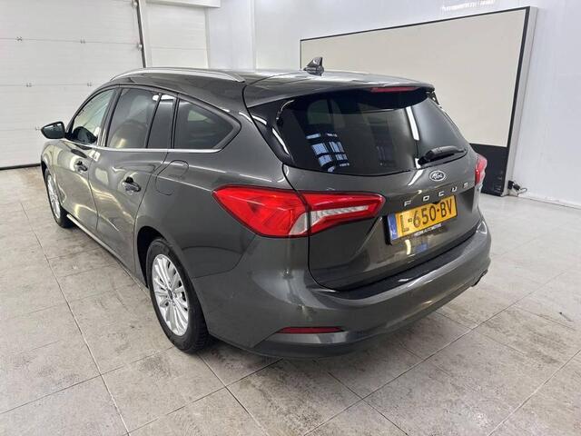 Ford FOCUS 1.0 EcoB Hybrid Titanium X Adap Cruise Camera Winter Parking pack Dodehoek Full LED Wagon