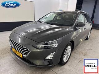 ford-focus-1.0-ecob-hybrid-titanium