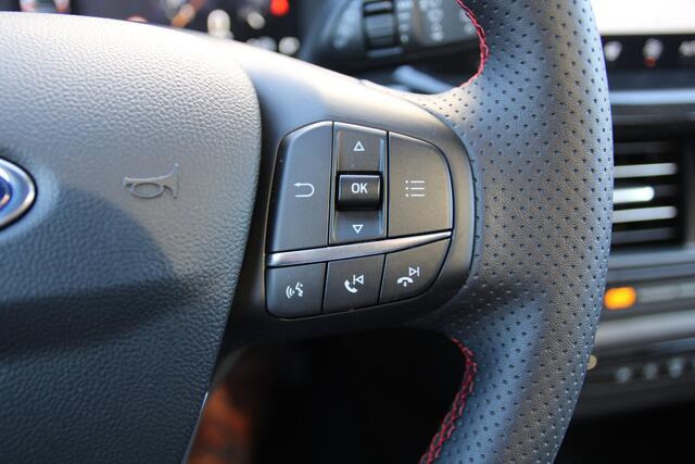 Ford FOCUS 1.0 EcoBoost 155 PK Hybrid ST Line X Automaat PANORAMADAK | WINTER PACK | 18-INCH