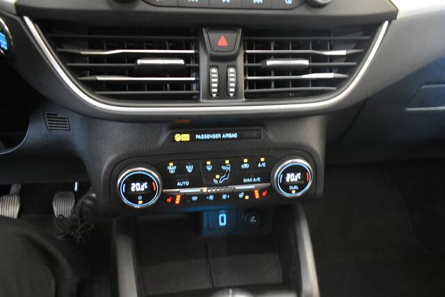 Ford FOCUS Wagon 1.0 EcoBoosTitanium Business Trekhaak PDC V+A Navi