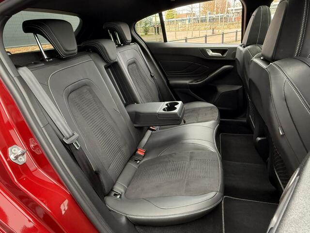 Ford FOCUS 2.3 EcoBoost ST-3 / NL-auto / 65dkm / Ruby Red