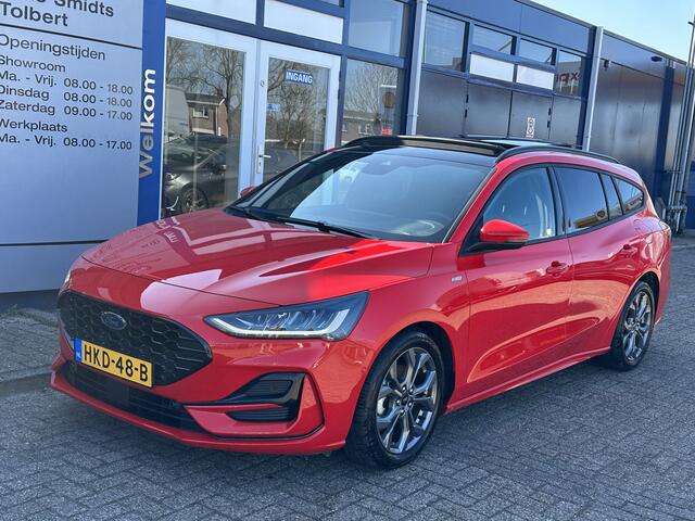 Ford FOCUS Wagon EcoBoost Hybrid 155 pk ST Line | Pano | Winter Pack | Camera | Adapt. cruise | Draadloos Apple Carplay |