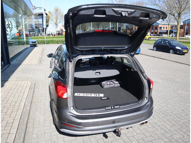 Ford FOCUS Wagon 1.5 EcoBoost 150 PK Active Business Automaat / Panoramadak