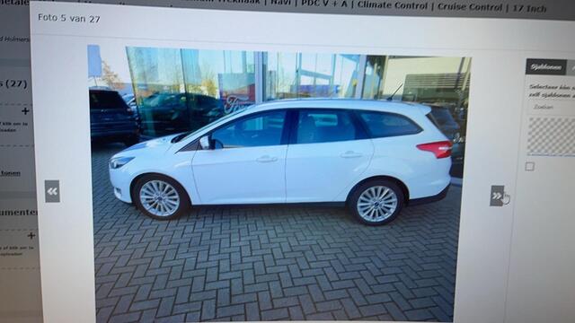 Ford FOCUS Wagon 1.0 Ecoboost 125 PK Titanium | Trekhaak | 17 Inch Lichtmetalen Velgen | Climate Control | Cruise Control |