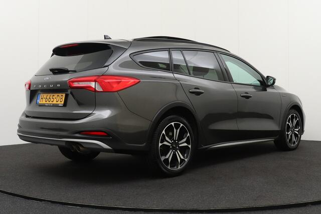 Ford FOCUS Wagon 1.5 Aut. 150 PK Active Business+ Pano-dak Leder Trekhaak