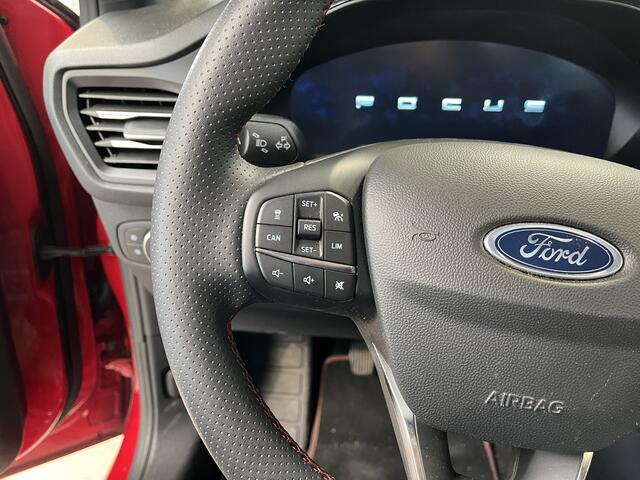 Ford FOCUS Wagon 125pk EcoBoost Hybrid ST Line | Winter Pack | Camera | Adapt. Cruise | Blis | All seasons | Apple Carplay/Android Auto |
