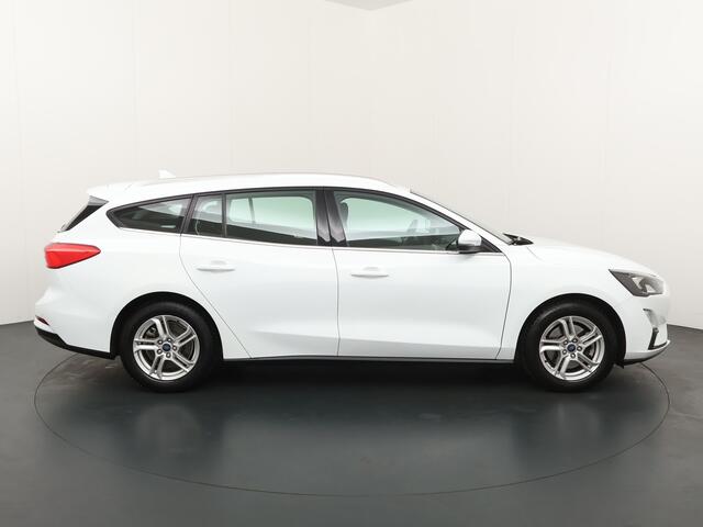 Ford FOCUS Wagon EcoBoost 125pk Trend | Trekhaak | Airco | Cruise | Apple Carplay/Andr. auto |
