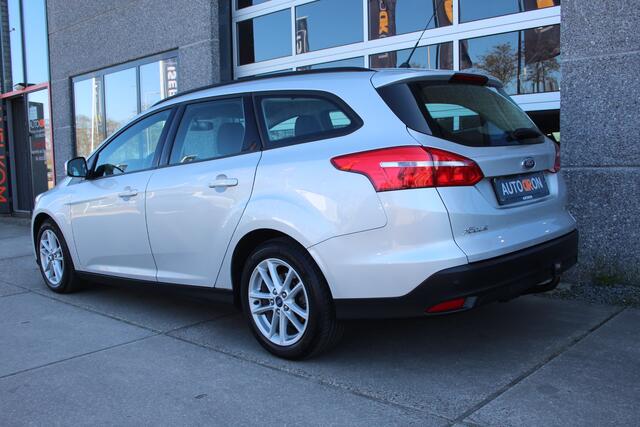 Ford FOCUS Wagon 1.0 Ecoboost 125 Pk Lease Edition Navigatie, Trekhaak, LM