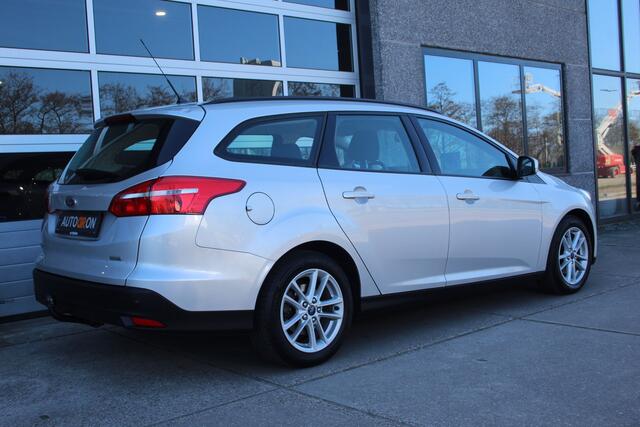 Ford FOCUS Wagon 1.0 Ecoboost 125 Pk Lease Edition Navigatie, Trekhaak, LM