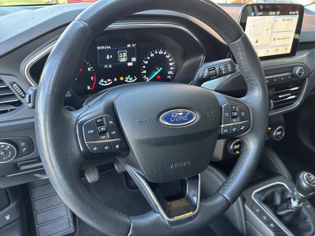 Ford FOCUS Wagon 1.5 EcoBoost Active Business // NAVI + CARPLAY // PDC V+A // CLIMA // CRUISE // TREKHAAK!!