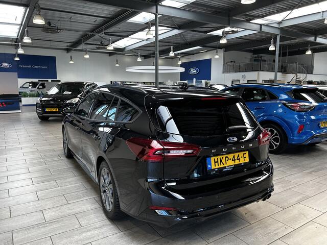 Ford FOCUS Wagon EcoBoost 125PK Hybrid ST Line Winter Pack I Groot Scherm I Adap. Cruise I Dode Hoek ind. I Camera