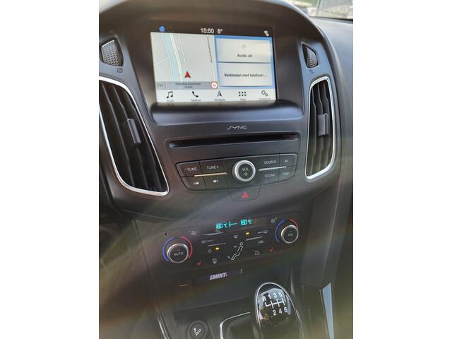Ford FOCUS Wagon 1.0 Ecoboost Titanium 125pk SYNC 3 | Stoelverwarming | Achteruitrijcamera | Apple Carplay / Android auto | Xenon Koplampen