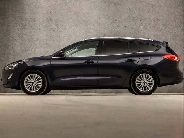 Ford FOCUS Wagon 1.0 EcoBoost Titanium X Automaat (APPLE CARPLAY, GROOT NAVI, DIGITAL COCKPIT, CLIMATE, CAMERA, SPORTSTOELEN, GETINT GLAS, ADAPTIVE CRUISE, LANE ASSIST, NIEUWSTAAT)