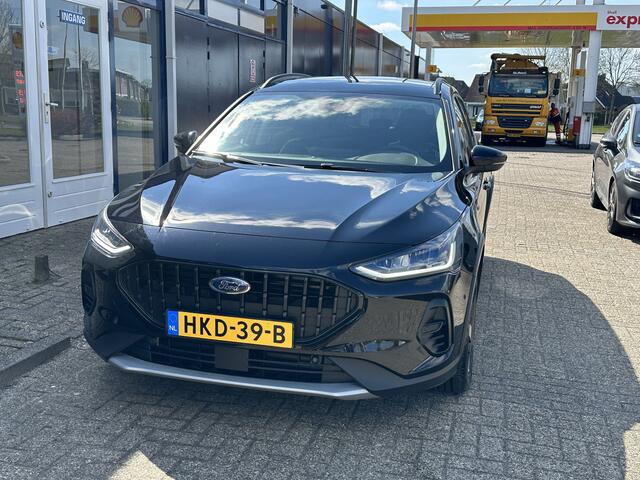 Ford FOCUS Wagon EcoBoost Hybrid 155 pk Active | Pano | Winter Pack | Camera | Adapt. cruise | Camera | Draadloos Apple Carplay |