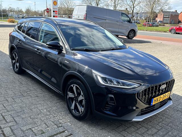Ford FOCUS Wagon EcoBoost Hybrid 155 pk Active | Pano | Winter Pack | Camera | Adapt. cruise | Camera | Draadloos Apple Carplay |