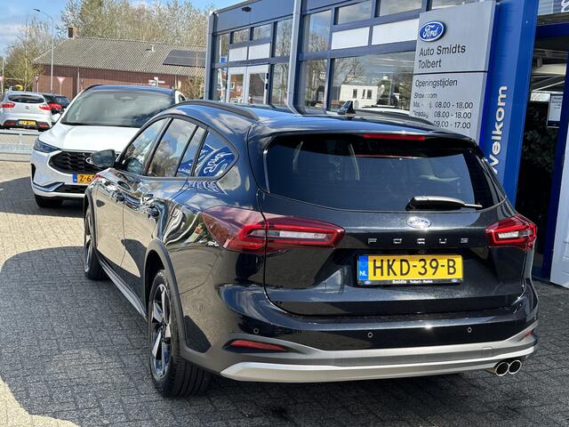 Ford FOCUS Wagon EcoBoost Hybrid 155 pk Active | Pano | Winter Pack | Camera | Adapt. cruise | Camera | Draadloos Apple Carplay |