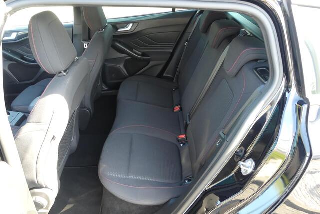 Ford FOCUS Wagon 1.5 EcoBoost ST Line Business ADAPTIEVE CRUISE, STOELVERWARMING, APPLE CARPLAY, NAVI, 137.380KM