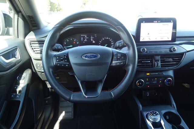 Ford FOCUS Wagon 1.5 EcoBoost ST Line Business ADAPTIEVE CRUISE, STOELVERWARMING, APPLE CARPLAY, NAVI, 137.380KM