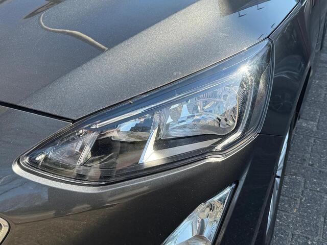 Ford FOCUS Wagon 1.0 EcoBoost Titanium Business