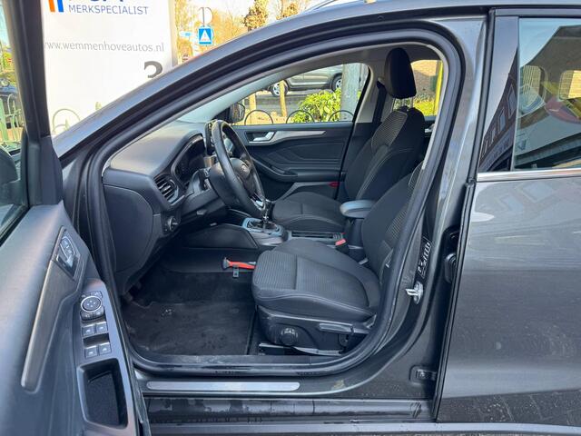 Ford FOCUS Wagon 1.0 EcoBoost Titanium Business