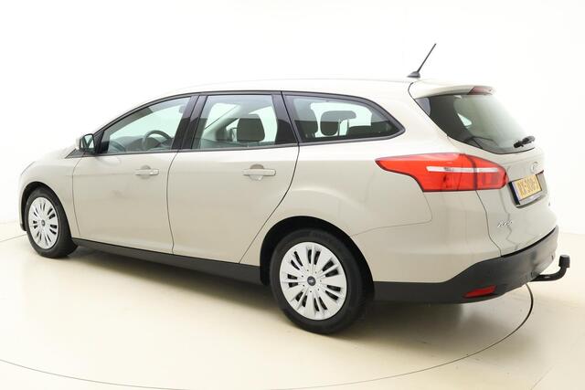 Ford FOCUS Wagon 1.0 Business Edition 125 pk | Navigatie | Airco | Cruise-control | Trekhaak | Elec ramen en spiegels |
