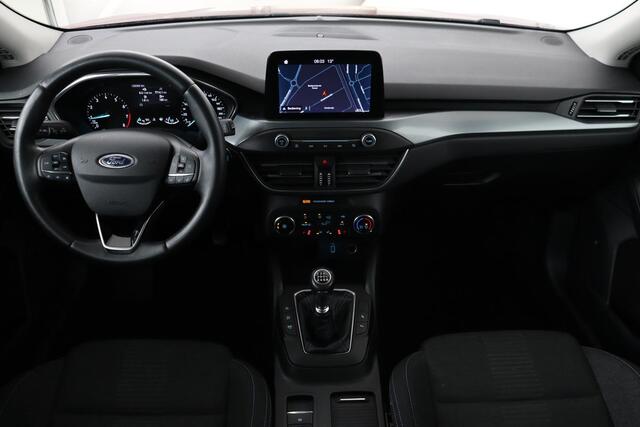 Ford FOCUS Wagon 1.0 EcoBoost Active Business | Apple Carplay | Stoelverwarming | Navigatie | B&O premium Sound |