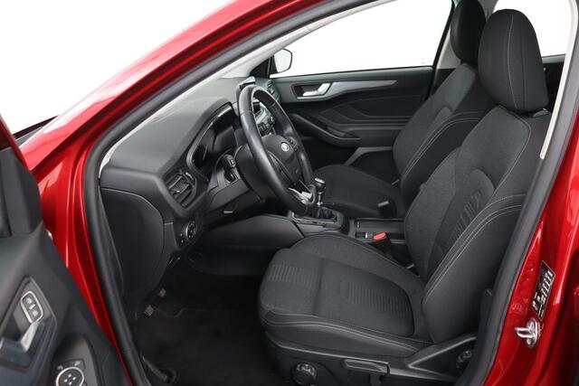 Ford FOCUS Wagon 1.0 EcoBoost Active Business | Apple Carplay | Stoelverwarming | Navigatie | B&O premium Sound |