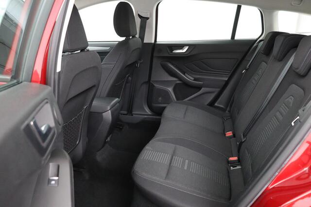 Ford FOCUS Wagon 1.0 EcoBoost Active Business | Apple Carplay | Stoelverwarming | Navigatie | B&O premium Sound |