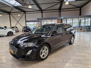 ford-focus-wagon-ecoboost-100pk-tre