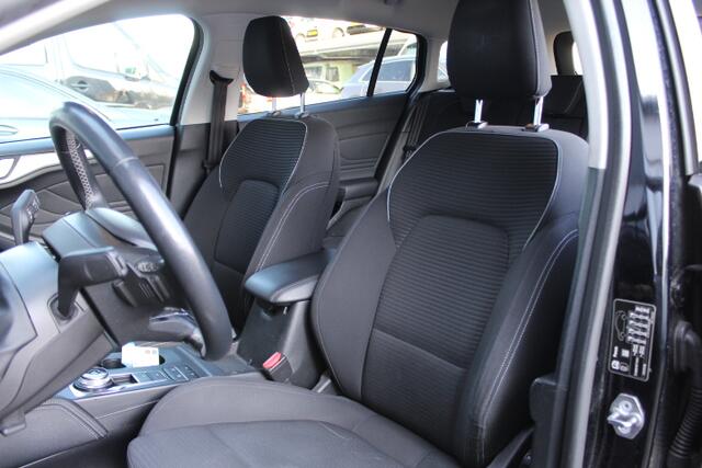 Ford FOCUS Wagon 1.0 EcoBoost Titanium Business Automaat Navi, Adaptive Cruise, Climate control, Apple Carplay