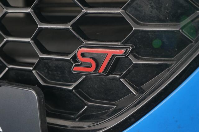 Ford FOCUS 2.3 EcoBoost ST-3