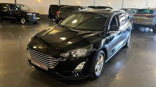 ford-focus-1.0-ecob.-titanium-autom
