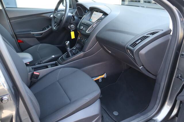 Ford FOCUS 1.0 Lease Edition - NL- Auto!! Apple I Navi I Cruise