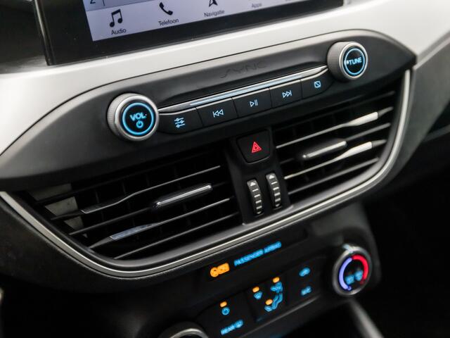 Ford FOCUS Wagon 1.0 EcoBoost Edition Business (APPLE CARPLAY, GROOT NAVI, ZWART DAK, GETINT GLAS, LANE ASSIST, SPORTSTOELEN, CRUISE, LM VELGEN, PARKEERSENSOREN, NIEUWSTAAT)