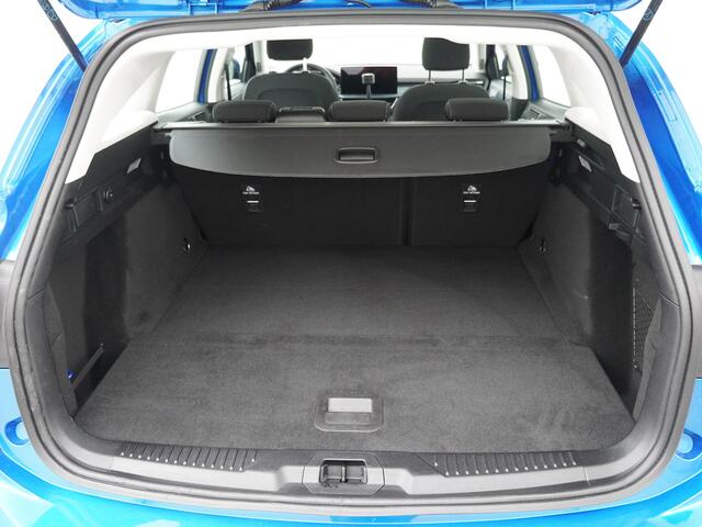 Ford FOCUS Wagon EcoBoost Hybrid 155 pk Active | AUTOMAAT | Pano | Winter Pack | B&O | Adapt. Cruise | 4 seiz. banden | garantie tm 2028