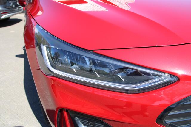 Ford FOCUS Wagon 1.0 EcoBoost 155 PK Hybrid AUTOMAAT ST- Line AFNEEMBARE TREKHAAK | WINTERPAKKET | NAVIGATIE |