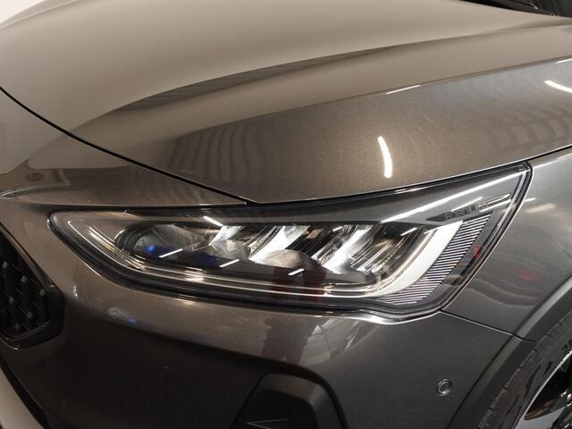 Ford FOCUS Wagon 1.0 EcoBoost 155pk Hybrid Active X Demo! Navigatie Climate Control Camera Parkeer sensoren B&O Lichtmetalen velgen