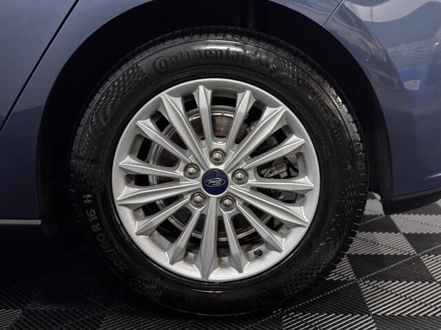 Ford FOCUS 1.0 EcoBoost Titanium Business Clima, Navi, Parkeersensoren, Keyless start, A start stop, Lichtmetalen velgen