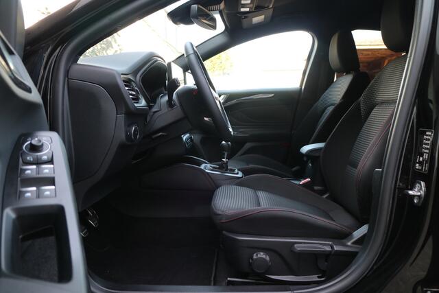 Ford FOCUS 1.0 EcoBoost Hybrid ST Line | Navi | Carplay | Mooi! |