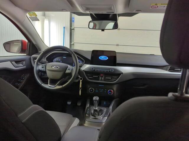 Ford FOCUS Wagon 1.0 EcoBoost Edition Business Trekhaak / Navigatie / Pdc.V+A / Lm velgen / Cruis Controle /