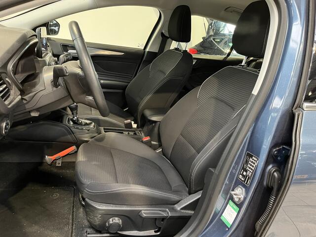 Ford FOCUS Wagon EcoBoost 125 pk Titanium | Winter Pack | Elek. Trekhaak | LED | Navi | Clima | Cruise | Keyless entry |