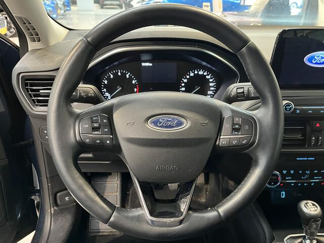 Ford FOCUS Wagon EcoBoost 125 pk Titanium | Winter Pack | Elek. Trekhaak | LED | Navi | Clima | Cruise | Keyless entry |