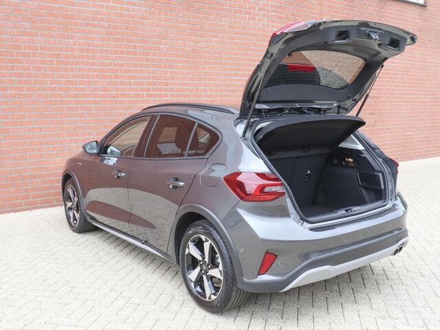 Ford FOCUS 1.0 EcoBoost 155pk Automaat Active X Ford Focus 1.0 EcoBoost 155pk Hybrid Automaat Active X Navigatie Climate Control Camera Parkeer sensoren B&O Dab Lichtmetalen velgen