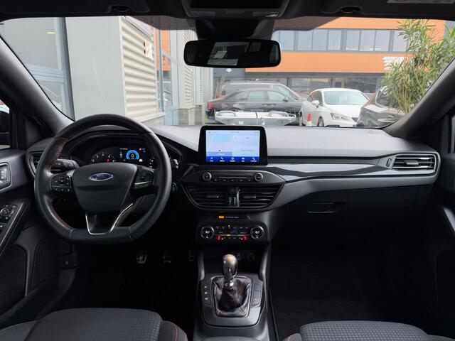 Ford FOCUS Wagon 1.0 EcoBoost ST Line CarPlay Cruise Camera