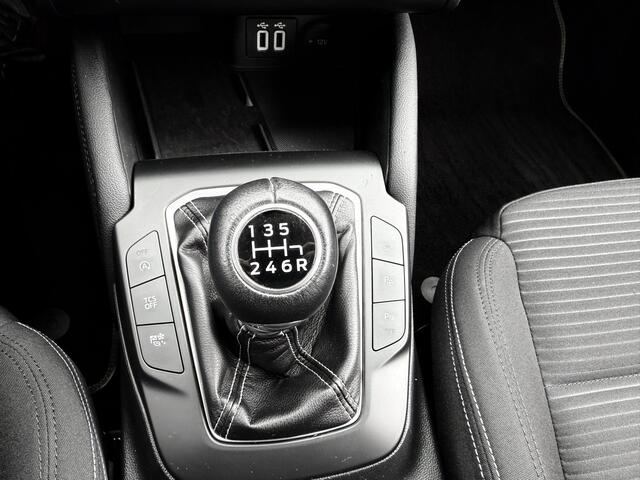 Ford FOCUS Wagon 1.0 EcoBoost Hybrid Head-up display | digitale instrumentenpaneel