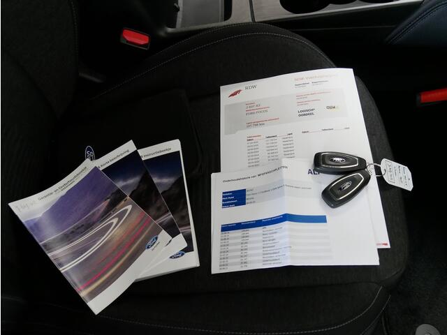 Ford FOCUS Wagon 1.5 EB Active X Bus. AUT. Navi/ECC/CAM/Carplay (all-incl. prijs)