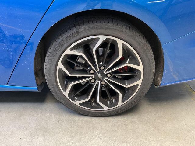 Ford FOCUS 2.0 EcoBlue 150pk ST-Line X Wagon | Panoramadak | Adaptive LED | Adaptive cruise control | 18 inch met rode remklauwen | Adaptive LED | Half lederen bekleding | Winter Pack | Camera
