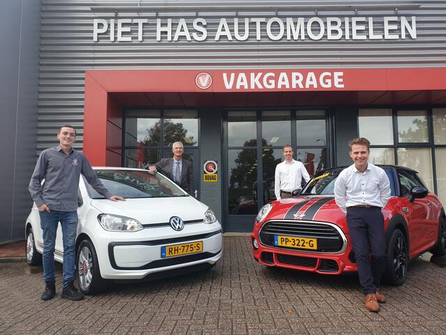 Ford FOCUS 1.0 Lease Edition 125pk | Clima-Airco | Navigatie | Parkeersensoren | Incl. BOVAG Garantie | Bluetooth | Trekhaak |