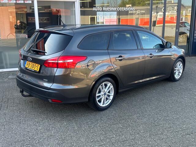 Ford FOCUS 1.0 TITANIUM