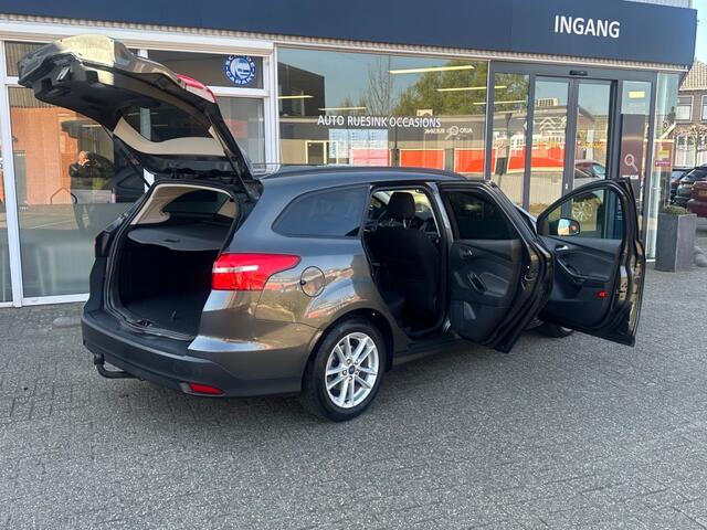 Ford FOCUS 1.0 TITANIUM